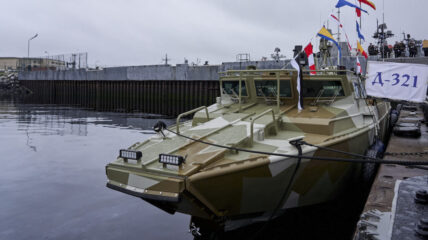 «Калашников» поставил транспортно-десантные катера БК-16Э в Африку