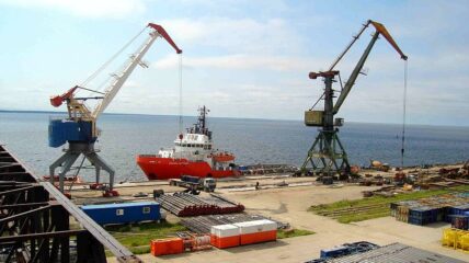 Для модернизации порта Корсаков будет приобретено дноуглубительное судно