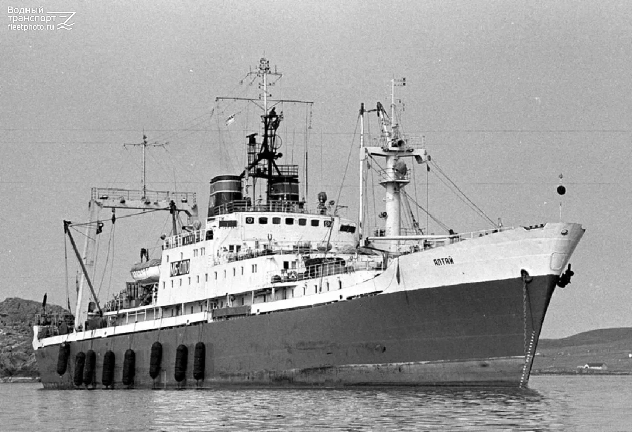 ВАРПЭ представляет фотовыставку «История отечественного ...