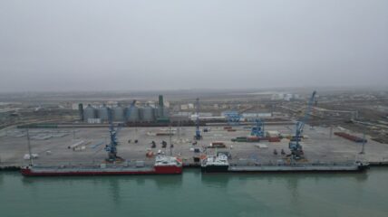 Казахстан намерен нарастить мощность своих морских портов до 30 млн тонн