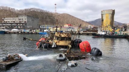 В 2023 году в Дальневосточном федеральном округе было поднято и утилизировано 88 затонувших судов