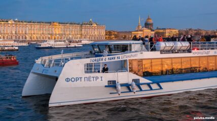 «Нева Тревел» откроет рейсы на катамаранах «Котлин» из Санкт-Петербуга в Кронштадт 18 апреля