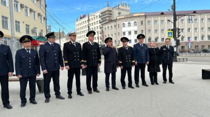 Речники Ленского речного пароходства подняли вымпел навигации