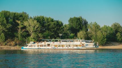 Новосибирский судовладелец «Речфлот» может открыть сеть маршрутных перевозок по Оби в Новосибирске