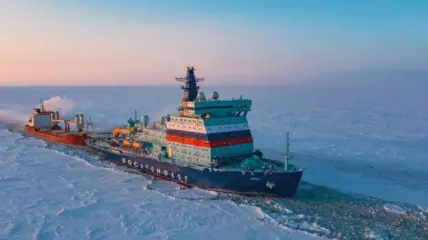 Годовой грузопоток по Севморпути к 2030 году достигнет 70–100 миллионов тонн – Путин