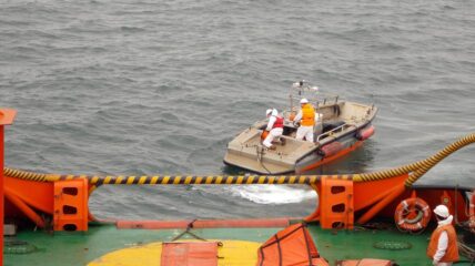 НПК «Точка А» разработала диспергент для ликвидации разливов нефтепродуктов в зимних условиях