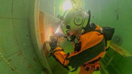 «Кампо» представило Морспасслужбе перспективные образцы водолазного снаряжения