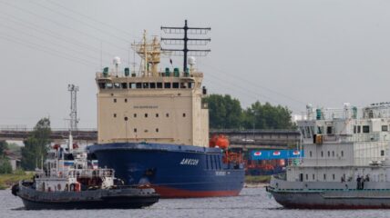 На Балтийском заводе ОСК обсудили сотрудничество с компаниями Архангельской области
