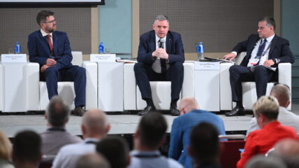 Директор департамента судостроения Минпромторга РФ Сергей Абдыкеров примет участие в конференции «Судостроение — стратегия 2026»