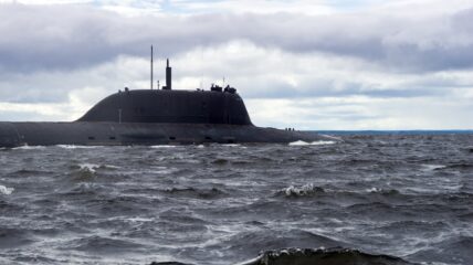 Атомный подводный ракетный крейсер «Архангельск» проекта 885М выполнил ракетную стрельбу в Баренцевом море