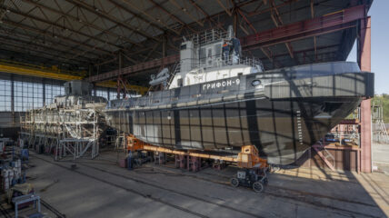 ЛСЗ «Пелла» приступил к изготовлению корпусов новой линейки буксиров серии ПЕ