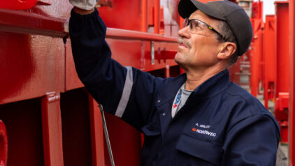 «Крокодилы», «слоники» и «кошачьи мордочки» — разбираемся в люковых закрытиях со специалистами «Нордвег»