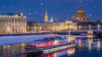 В Санкт-Петербурге оборудовали причал для работы в зимнюю навигацию и ввели новые маршруты