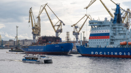 Компания «Судовые Проекты и Технологии» завершила поставку санитарных блоков на атомный ледокол «Чукотка»