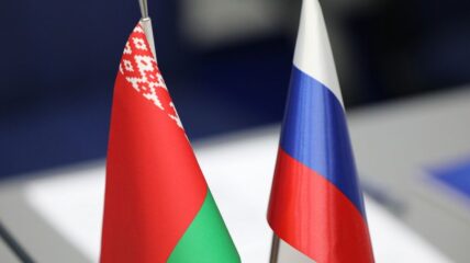 Беларусь ожидает по итогам года поставить на экспорт через порты России 16 млн тонн грузов