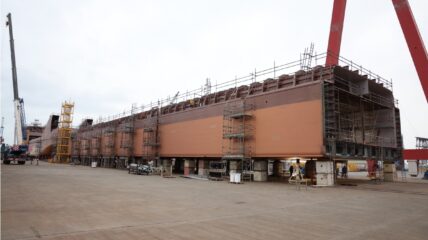 Строительная готовность трех танкеров на Бакинском СЗ приблизилась к 40%