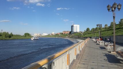 Запуск речных пассажирских судов в Тюмени отложили из-за обмеления реки