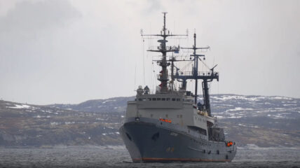 Спасательное буксирное судно «Алтай» завершило дальний поход