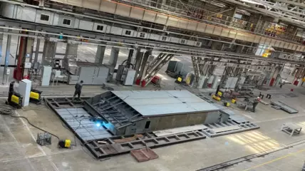 Жатайская судоверфь завершает сборку корпуса баржи проекта 1520