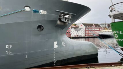 Несколько замечаний о моделировании судовых поверхностей, о которых редко говорят