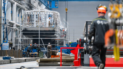Московская верфь планирует спустить 4 электросудна до конца 2026 года