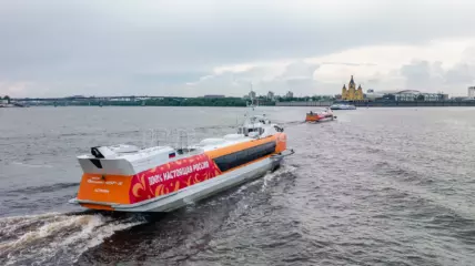 В Нижегородской области провели брендинг скоростных судов на подводных крыльях