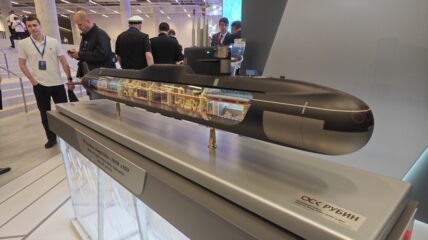 Конструкторское бюро ОСК «Рубин» представило проект самой мощной и вооруженной неатомной подлодки проекта «Амур 1650»