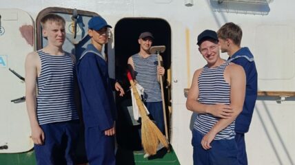 Учебный парусник «Паллада» отправился в рейс с курсантами из четырех регионов России