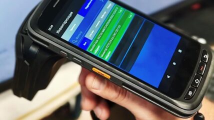 На терминале «Порт Фавор» переводят учет товарно-материальных ценностей в цифровой формат