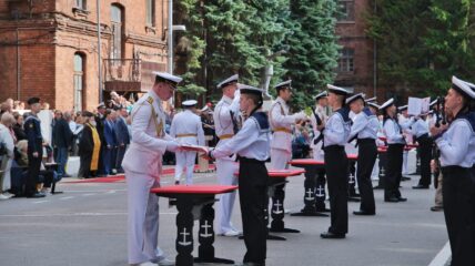 На Северной верфи ОСК начали службу очередные молодые призывники