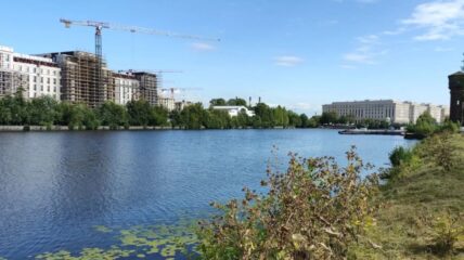 В Санкт-Петербурге зачистили Галерную гавань от незаконных объектов