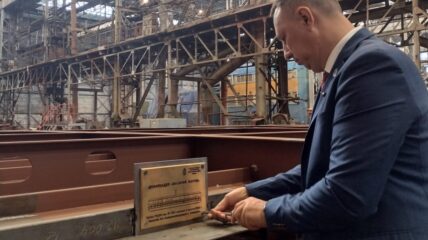 На Хабаровском судостроительном заводе заложили два дебкаркадера проекта Р4200