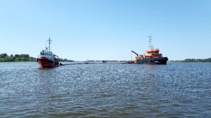 Морская спасательная служба провела учения в Астрахани