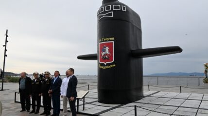 Во Владивостоке открыли мемориальную экспозицию с макетом рубки АПЛ К-433