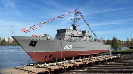 Средне-Невский судостроительный завод ОСК спустил на воду тральщик «Семен Агафонов» проекта 12700