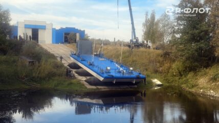 ГК «Р-Флот» спустила на воду баржу ТПК-01 проекта RBD2808