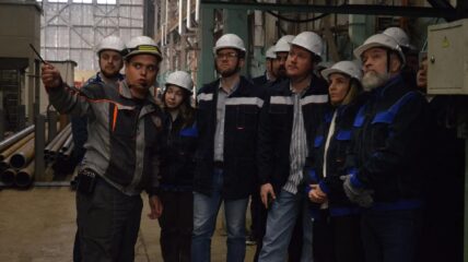 ССЗ «Волга» принял делегацию промышленных предприятий Ленинградской области