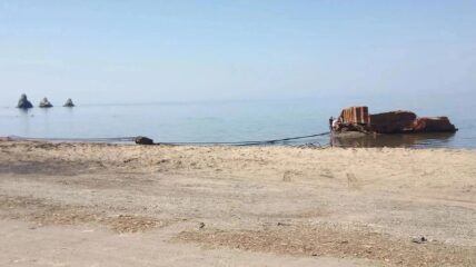 На Сахалине утилизировали затонувшее судно «Красногорец-11»