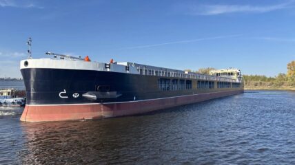 Завод ОСК «Красное Сормово» передал заказчику сухогруз проекта RSD59